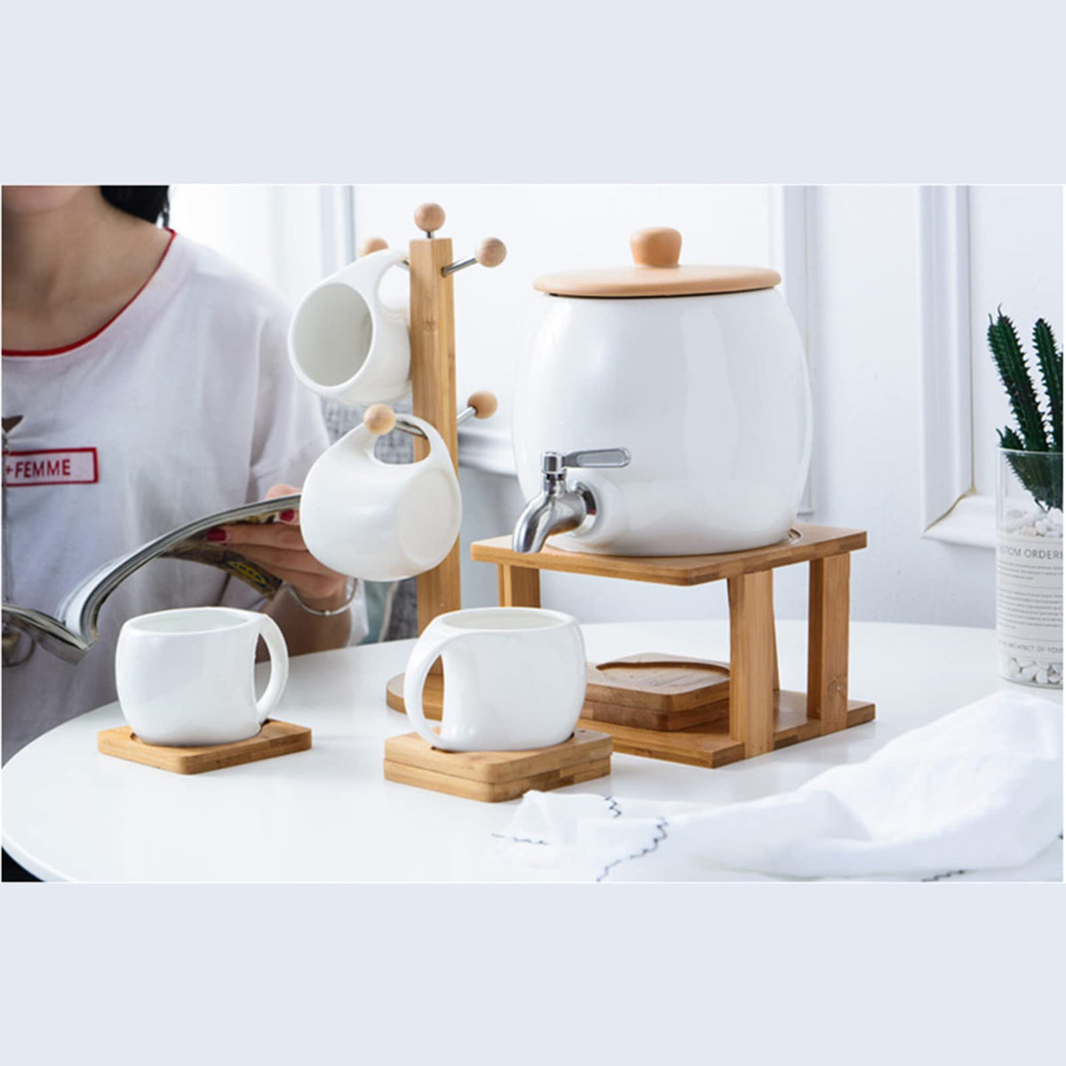 Porcelain Ceramic Crock Water Dispenser with 4 Mugs S582